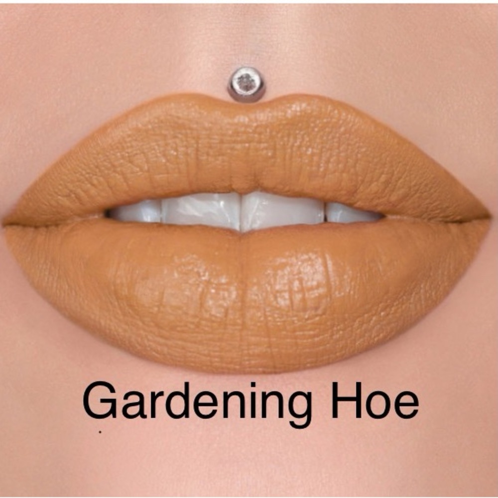 Jeffree Star Velvet Trap Lipstick - Pick your color